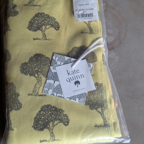 Kate Quinn | single layer blanket | apple tree | organic cotton interlock - Picture 7 of 12